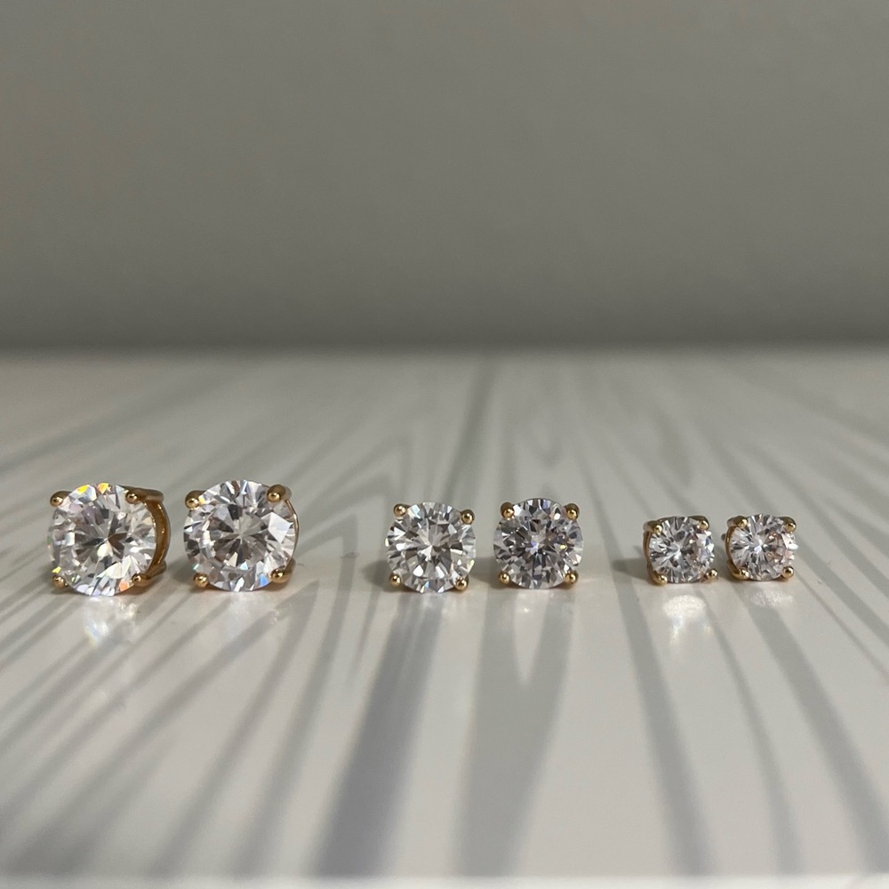 Charming Charlie Clear Rsvp Studs Set Of 3 - image 2